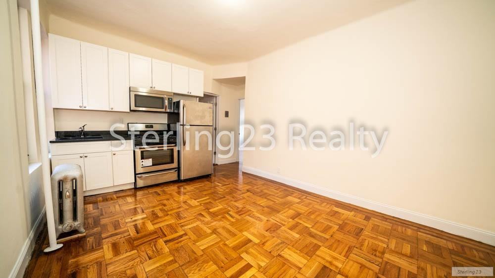 3078 30-78 34 St. #4 - Photo 2 of 7