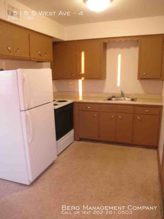 1515 S West Ave #4 - Photo 2 of 8