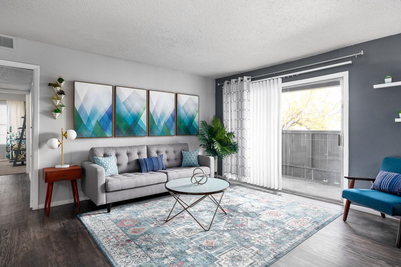 The Connally Apartments - Photo 2 of 18