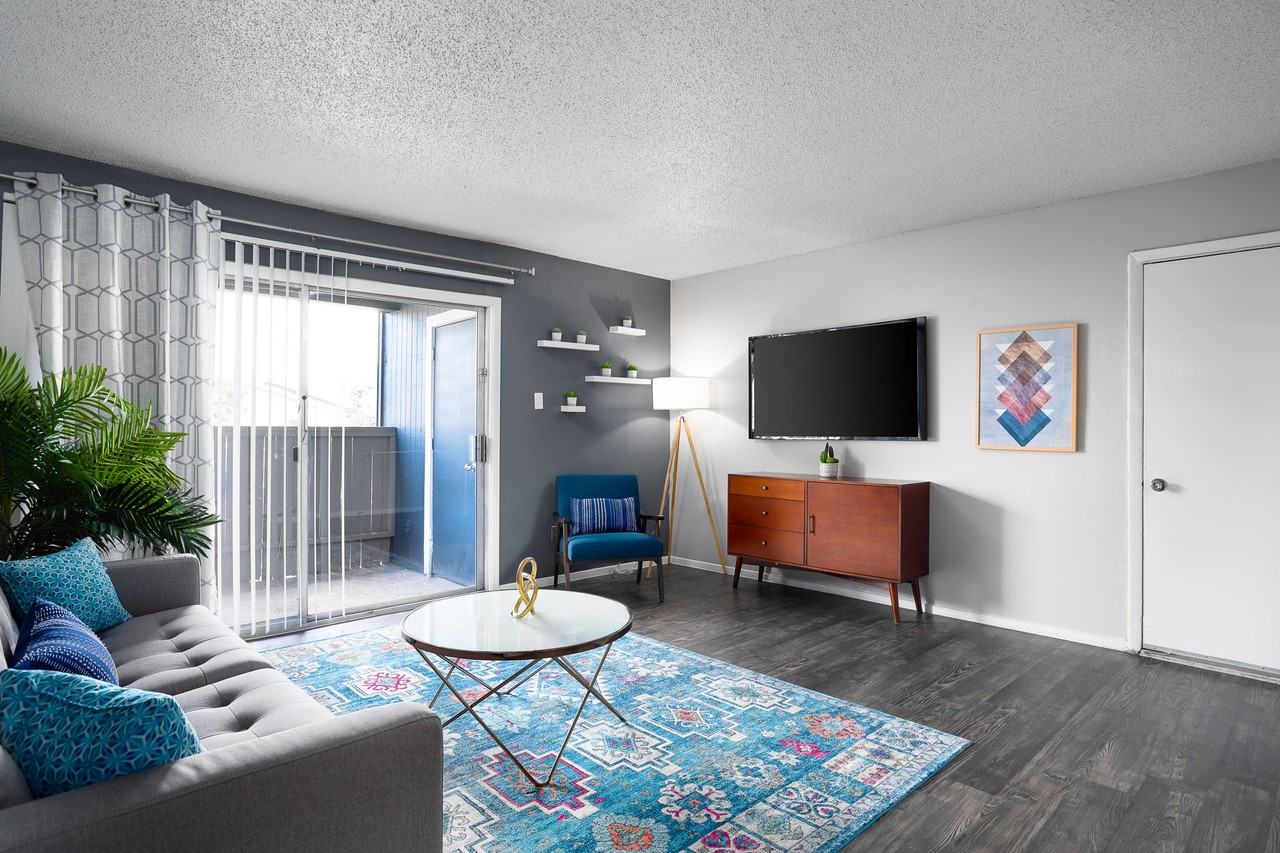 The Connally Apartments - Photo 3 of 18