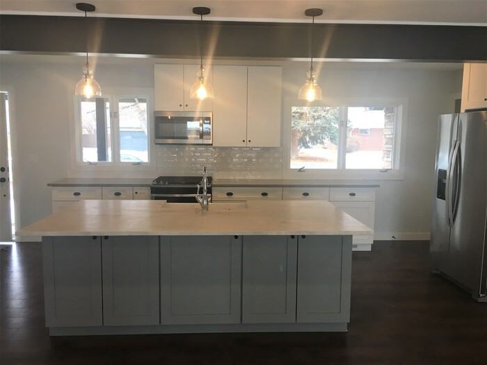 1304 Welch Street - Photo 2 of 19