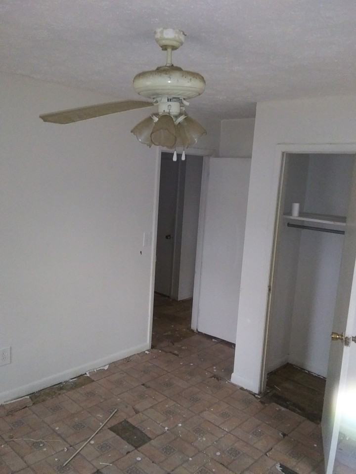168 Carver St - Photo 2 of 10
