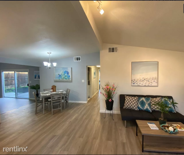 3330 Mount Logan Dr - Photo 2 of 7