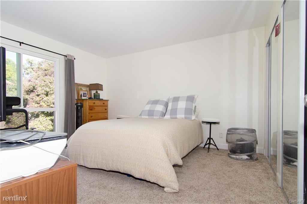 27409 Country Glen Rd - Photo 3 of 8