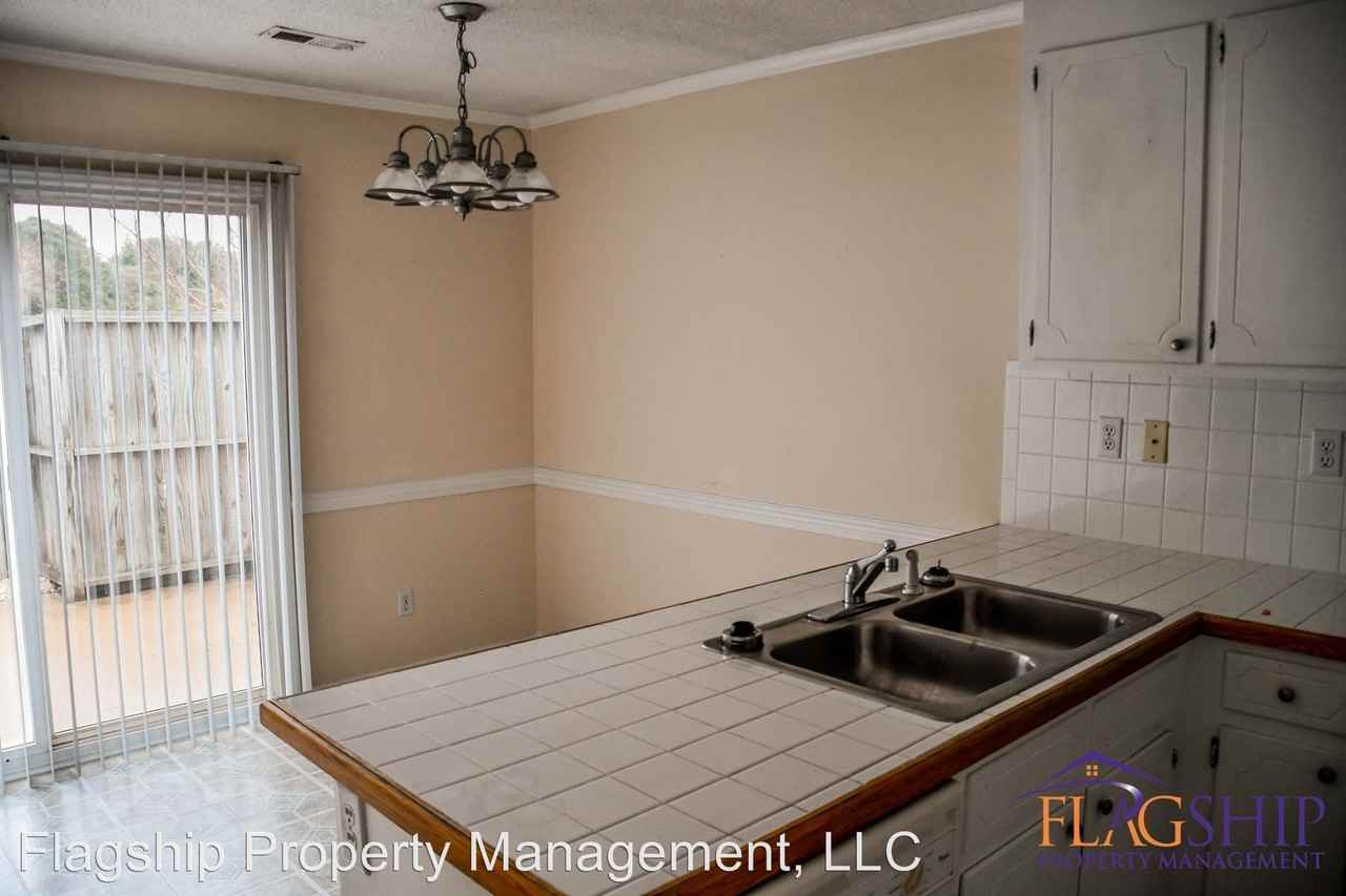 3940 XX-3 Sterling Pointe Drive - Photo 3 of 13