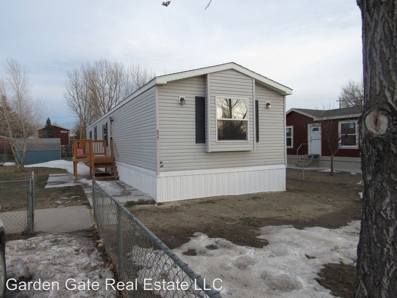 577 N 1st Ave. - Photo 2 of 11