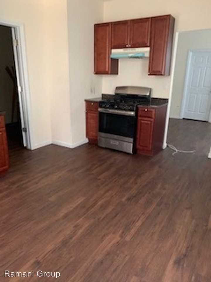 68 Florida St - Photo 2 of 8