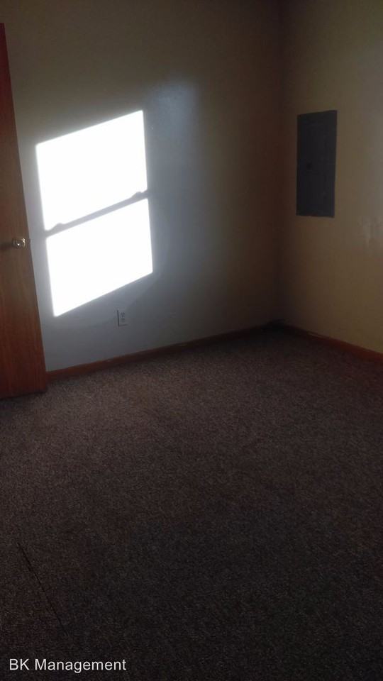 1901 Delaware Street - Photo 2 of 5