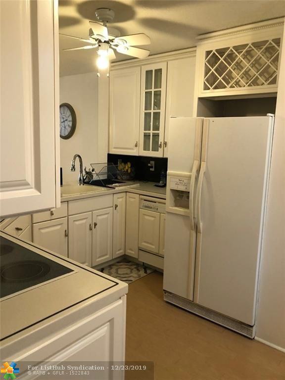 117 Lake Emerald Dr 410 - Photo 2 of 23