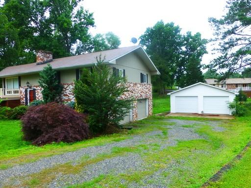 100 Pinehurst Dr - Photo 2 of 18