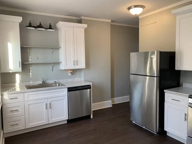 323 N 7th St - Photo 2 of 26