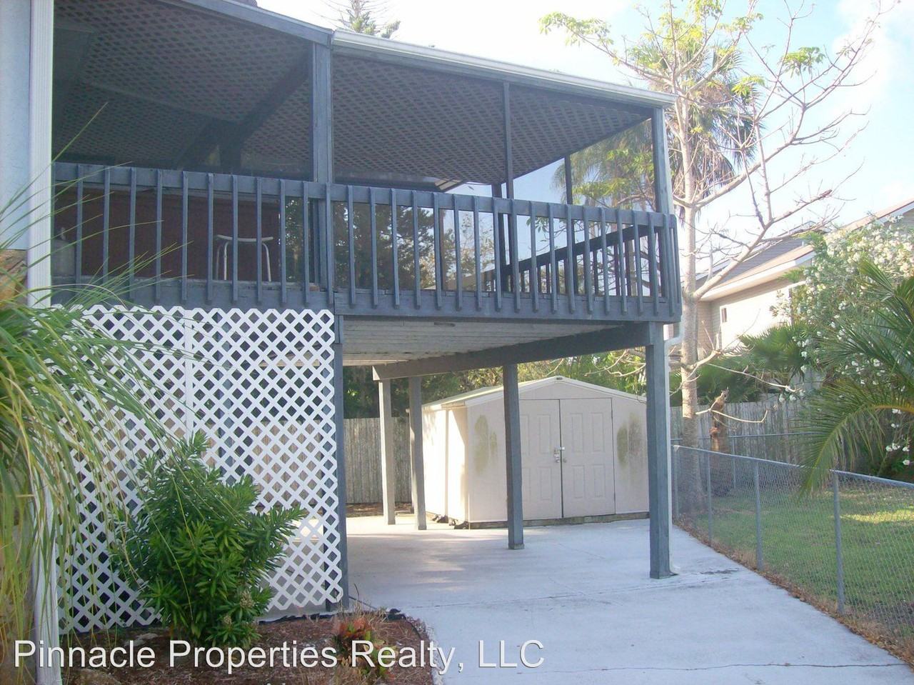 615 43rd Street Blvd. W. - Photo 3 of 14