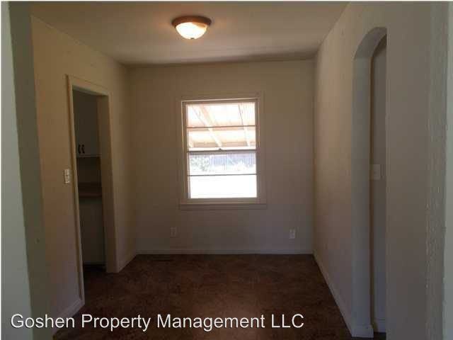 2314 S Pattie - Photo 3 of 5