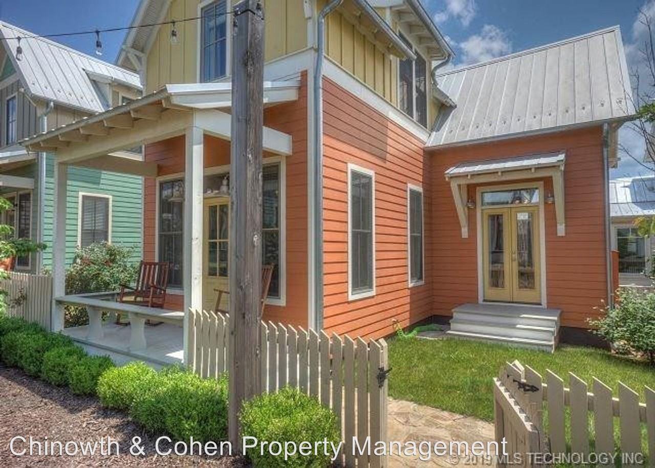 33 Boardwalk St #B - Photo 3 of 18