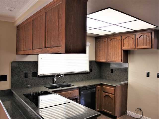 17433 Sultana Street - Photo 2 of 10