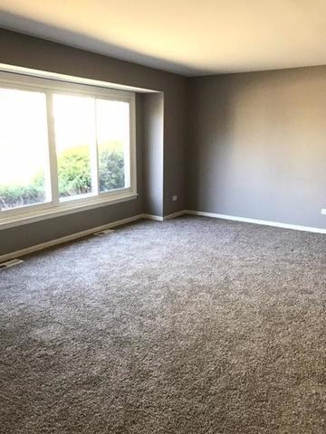 22511 Lakeshore - Photo 2 of 19