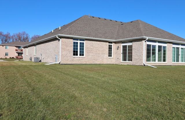 1349 Newman - Photo 2 of 21