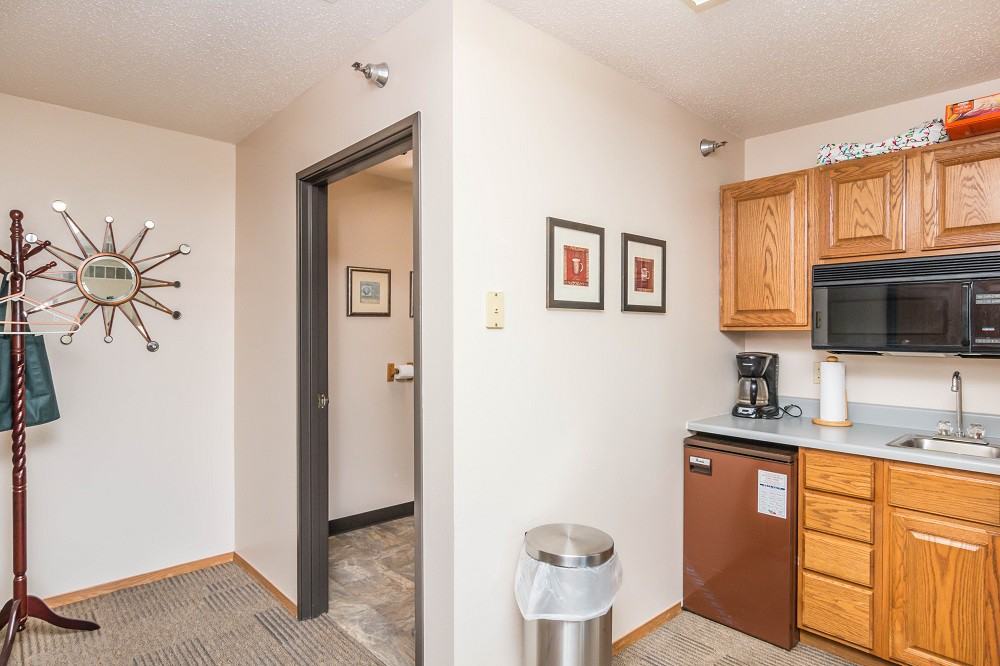 1020 W Norway Ave, Mitchell, SD 57301, USA 4 unit Rentals Zumper