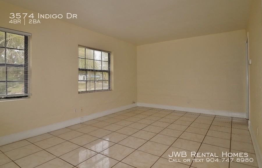 3574 Indigo Dr - Photo 2 of 10