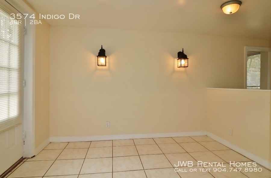 3574 Indigo Dr - Photo 3 of 10