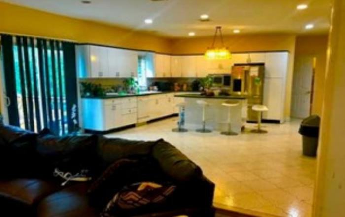 92 Forest Ave - Photo 3 of 22