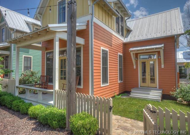 33 Boardwalk Street - Photo 3 of 18