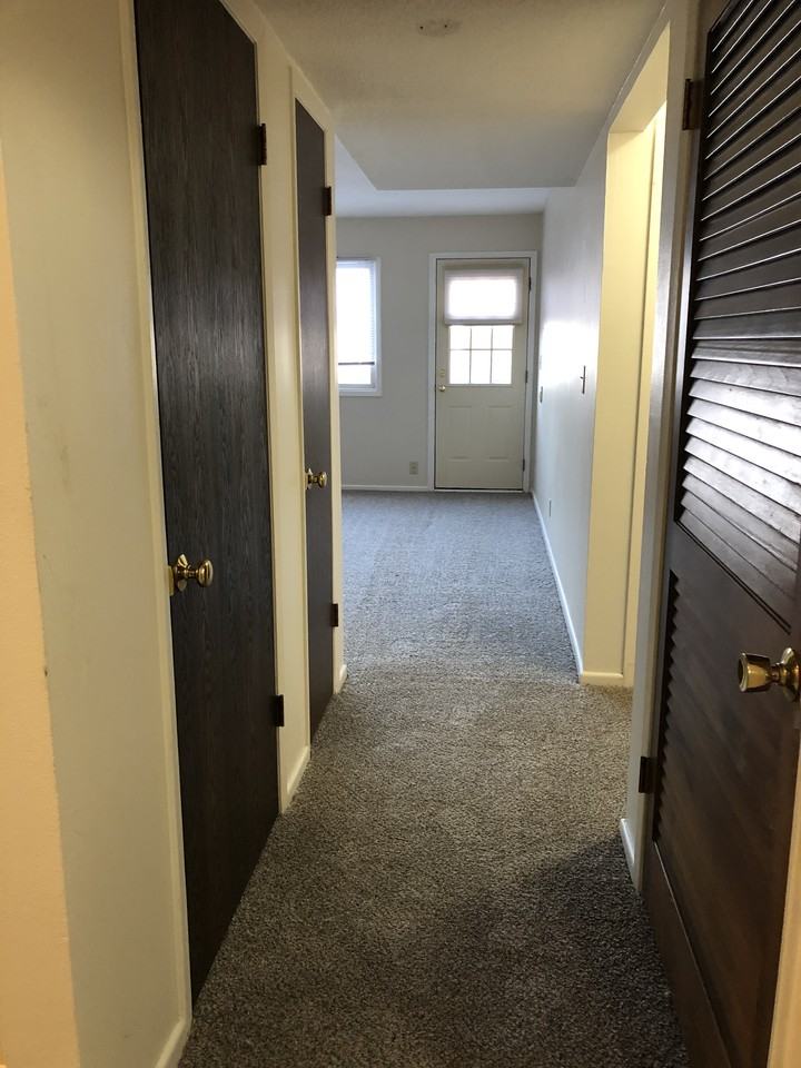 1927 Northwest Hickory Lane ##1 - Photo 3 of 14