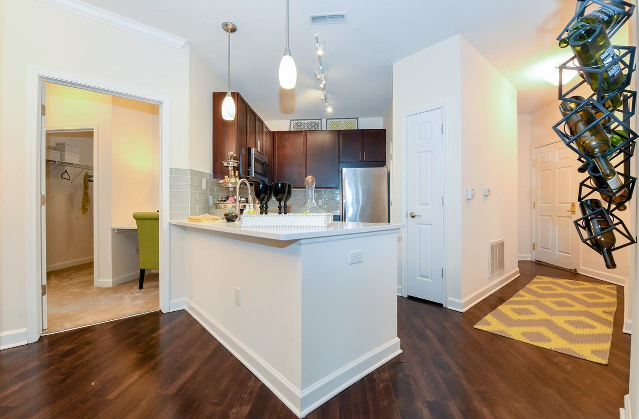 Reserve at Wauwatosa - Photo 6 of 26