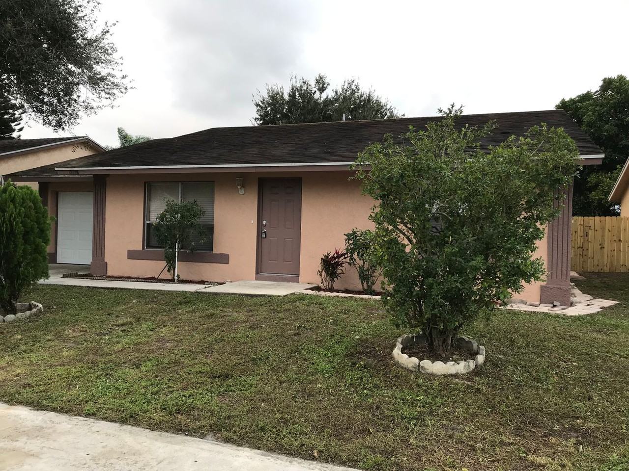 6098 Westfall Rd - Photo 2 of 17