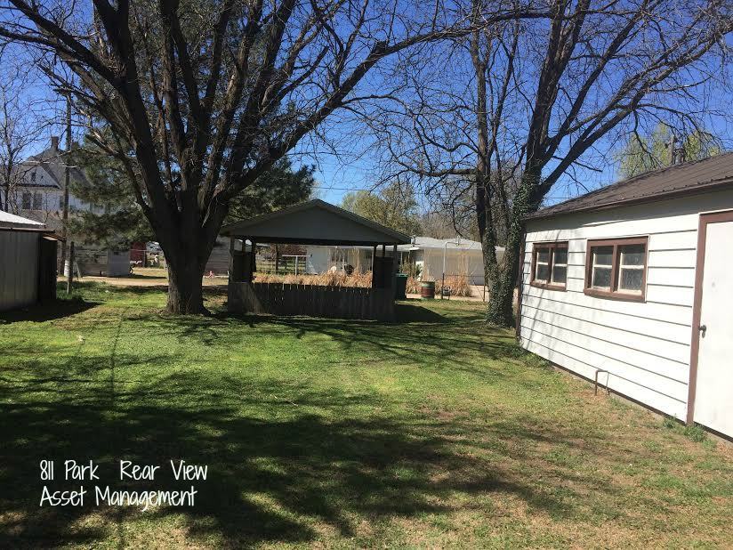 811 Park Street - Photo 2 of 11