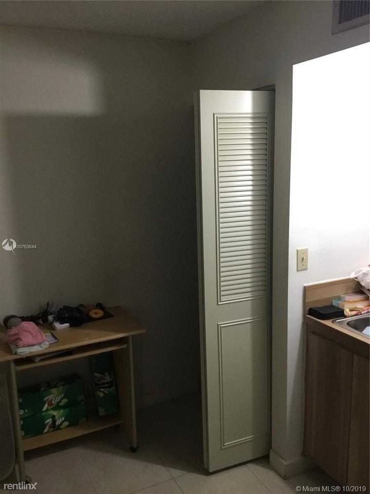 8045 Sw 107th Ave 106 - Photo 3 of 10