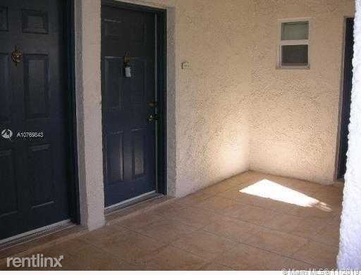 8605 Sw 68th Ct 4 - Photo 2 of 10