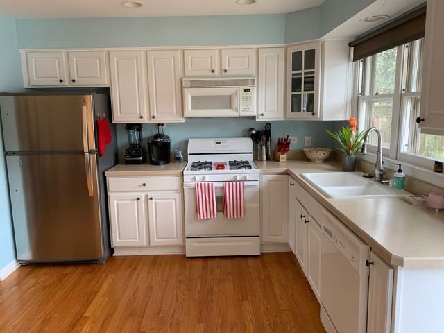 556 Jefferson - Photo 2 of 11