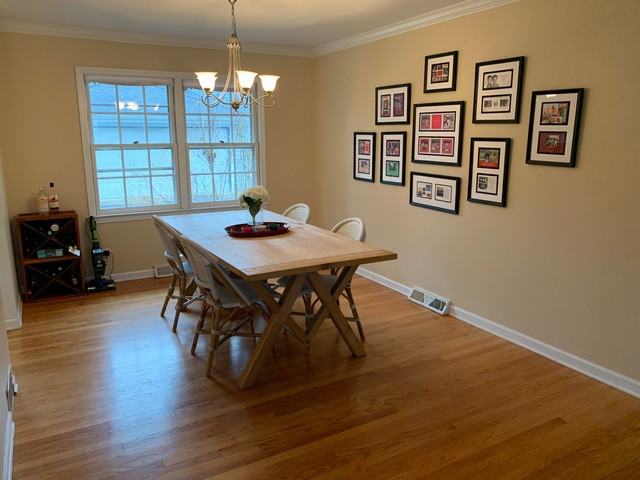 556 Jefferson - Photo 3 of 11