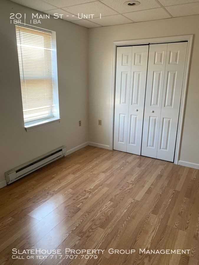 201 Main St #1 - Photo 3 of 4