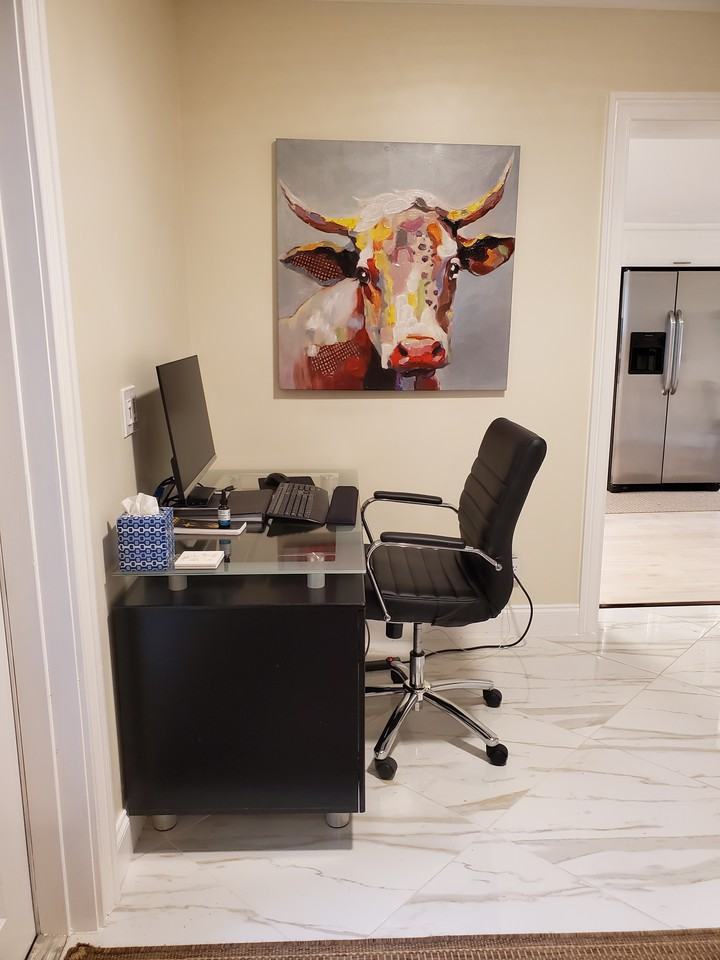 708 Rambling Drive Circle - Photo 3 of 21