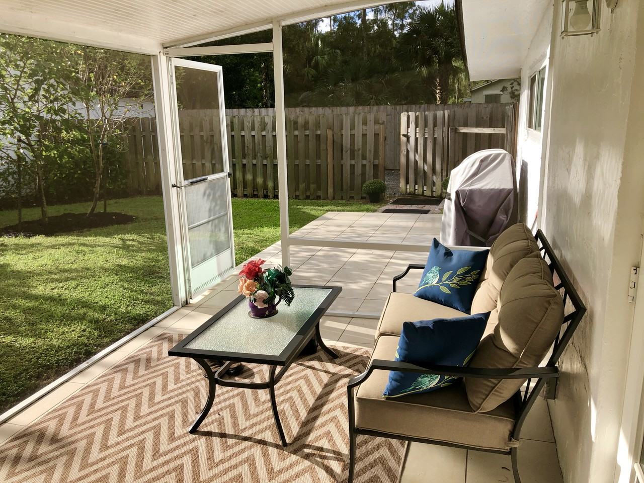 708 Rambling Drive Circle - Photo 2 of 21