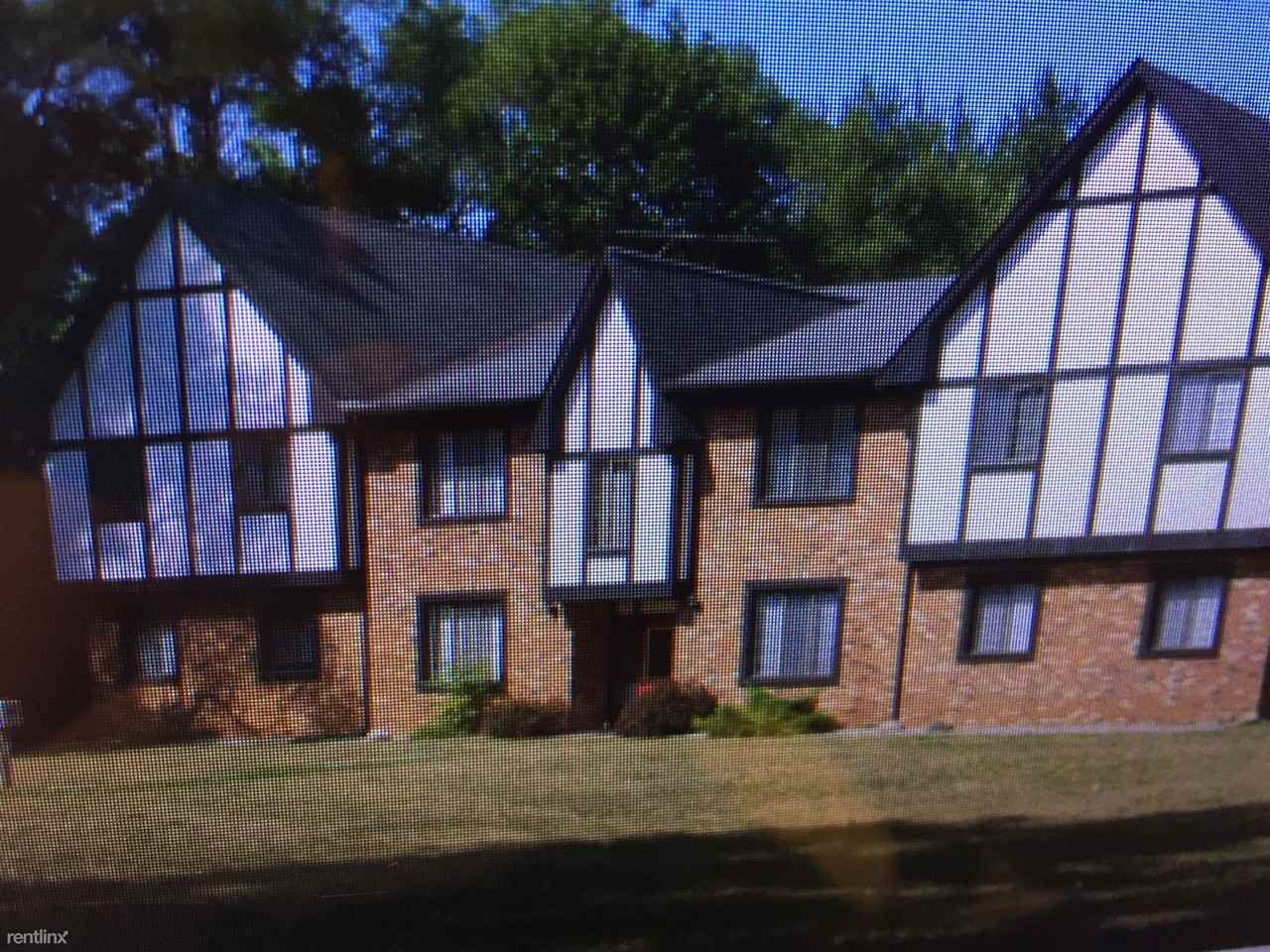 2055 Duck Lake Road North - Photo 2 of 3