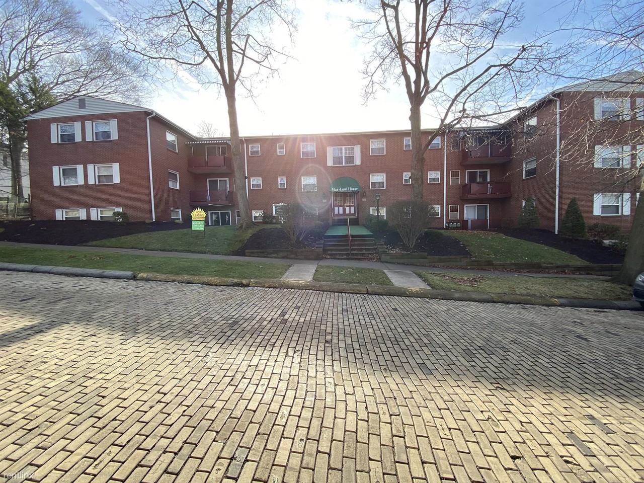 360 Maryland House #204