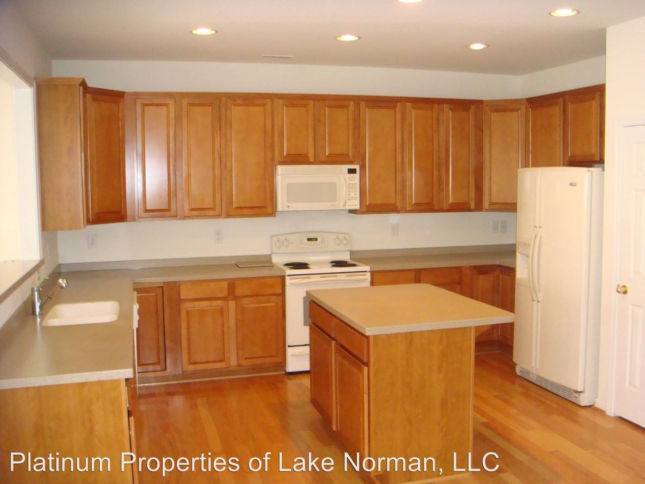 9628 Sunset Grove Drive - Photo 3 of 19