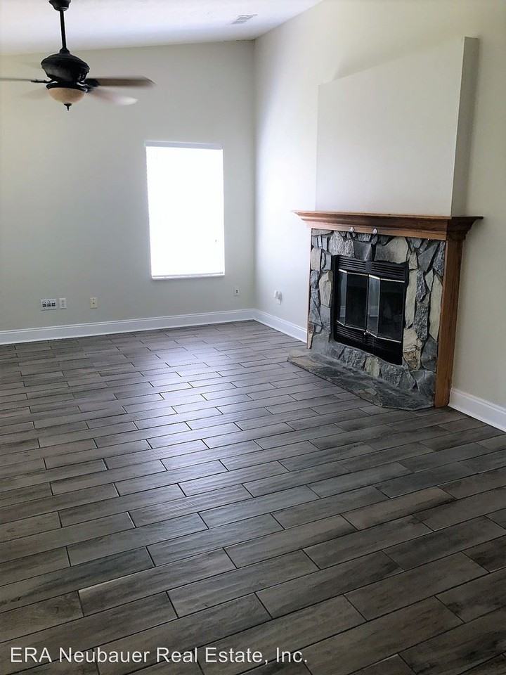 3916 Venus Street - Photo 2 of 21