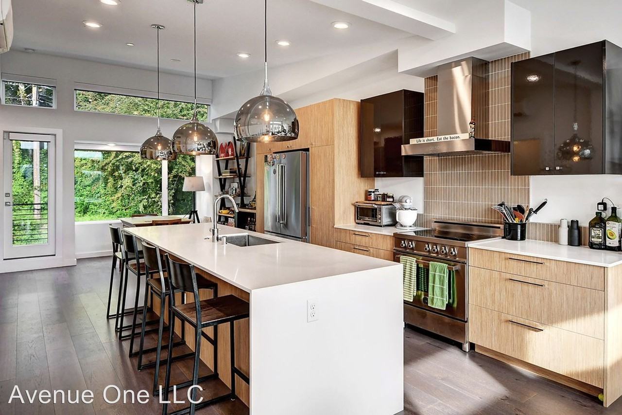 1544 Sturgus Ave. S. - Photo 2 of 16