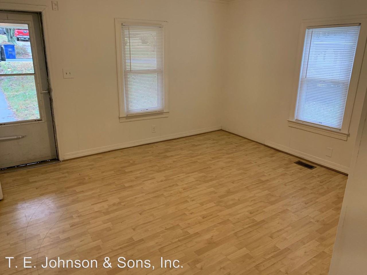 637 Mount Vernon - Photo 3 of 8