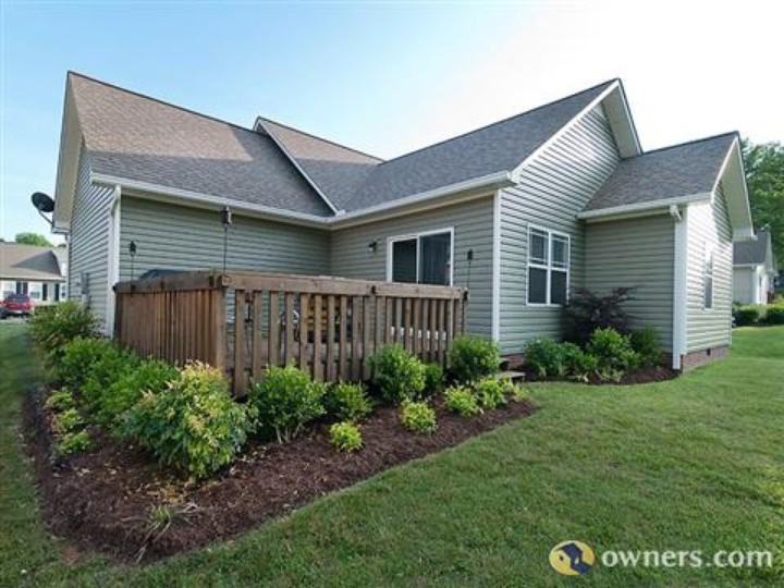 40 Mackay Ln - Photo 2 of 12