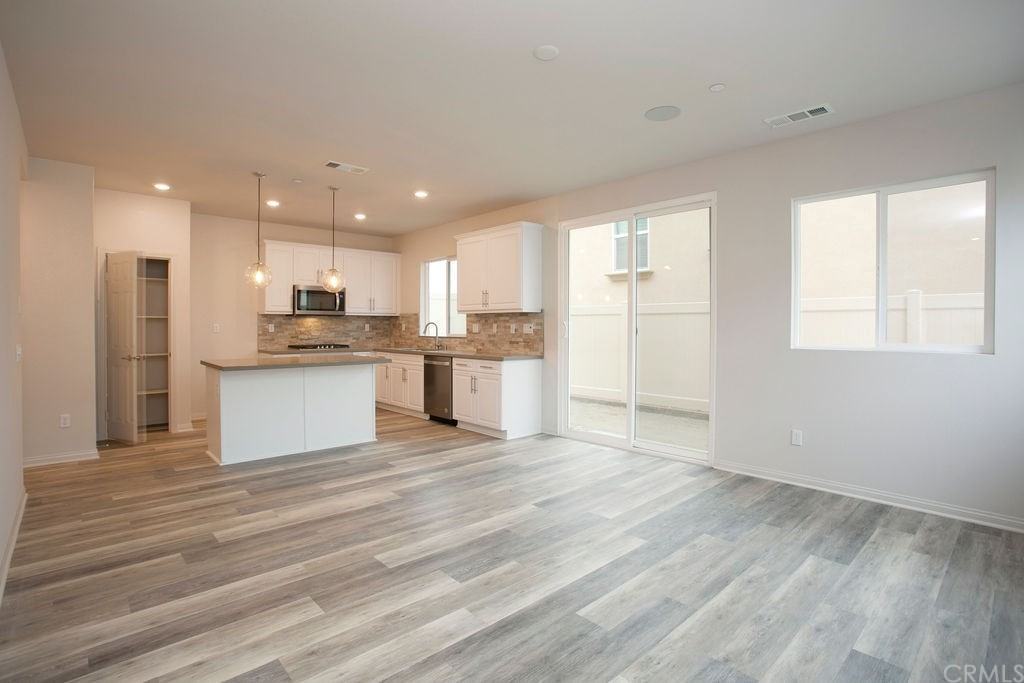 11816 Genoa Way - Photo 3 of 28