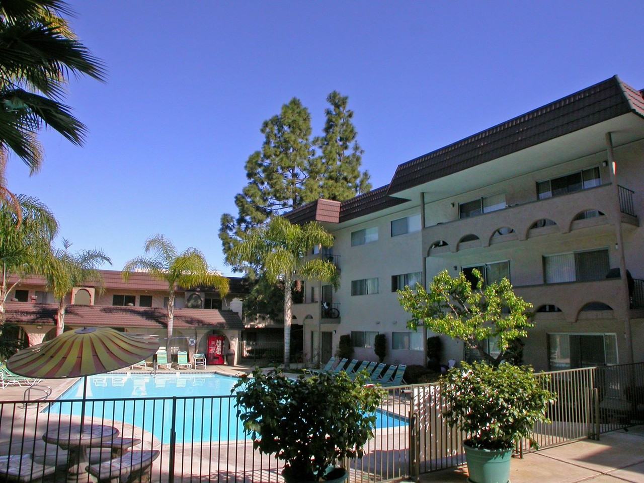 5444 Reservoir Drive #D14