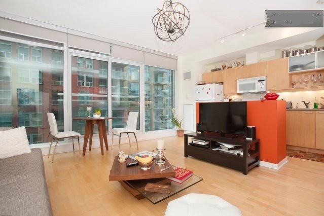 333 Adelaide Street East #720