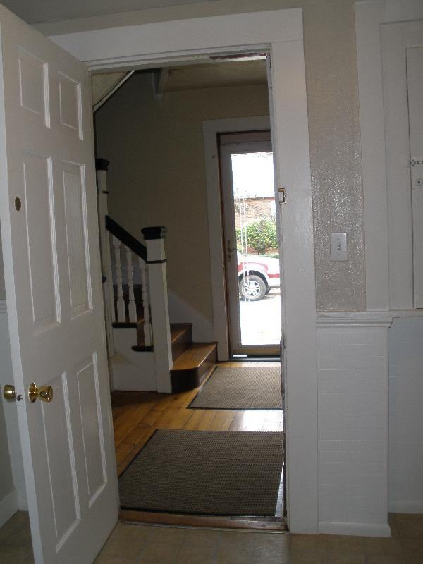 40 Harvard St 1 - Photo 3 of 10