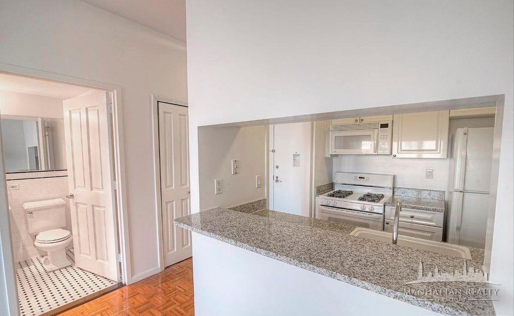 W 43rd St #6G - Photo 3 of 6