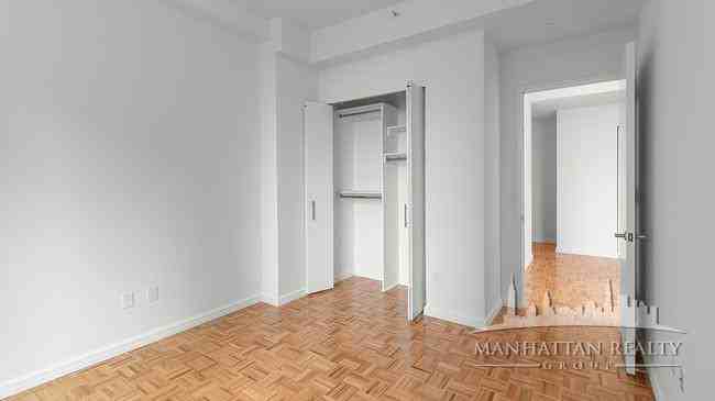 W 37th St #428 - Photo 4 of 9